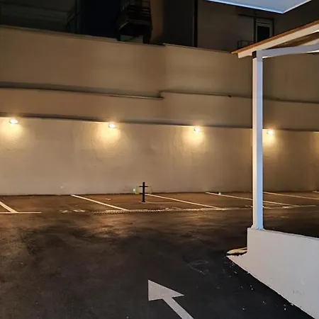 Zvezdara Blue Star Διαμέρισμα *