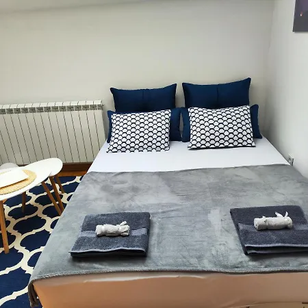 Zvezdara Blue Star Διαμέρισμα